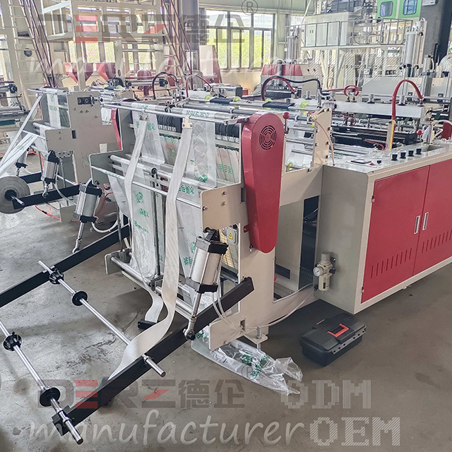 Heat-sealing & Heat-cutting Bag-making Machine
